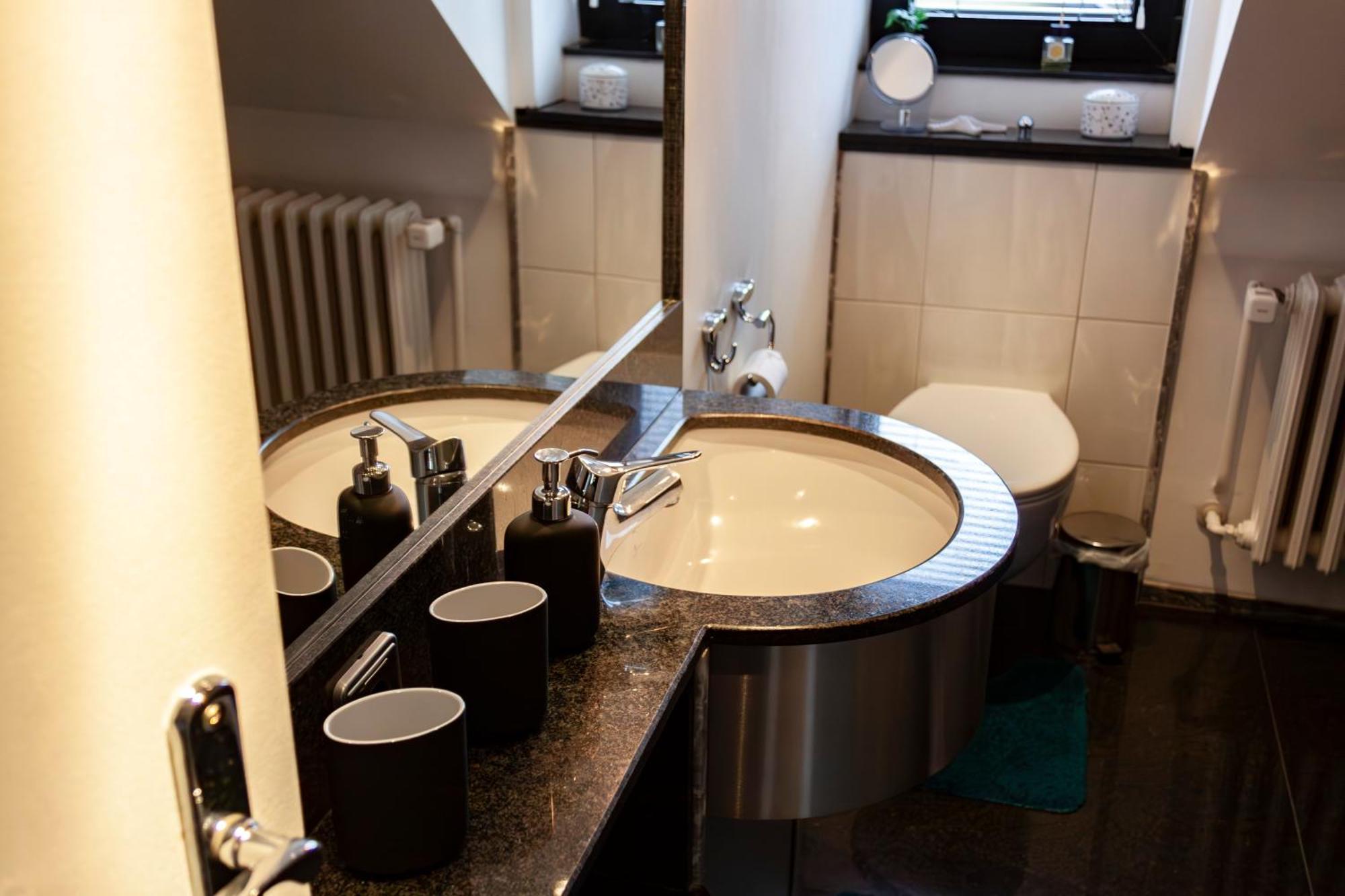 Appartement Zentrale Im Gruenen! Berlijn